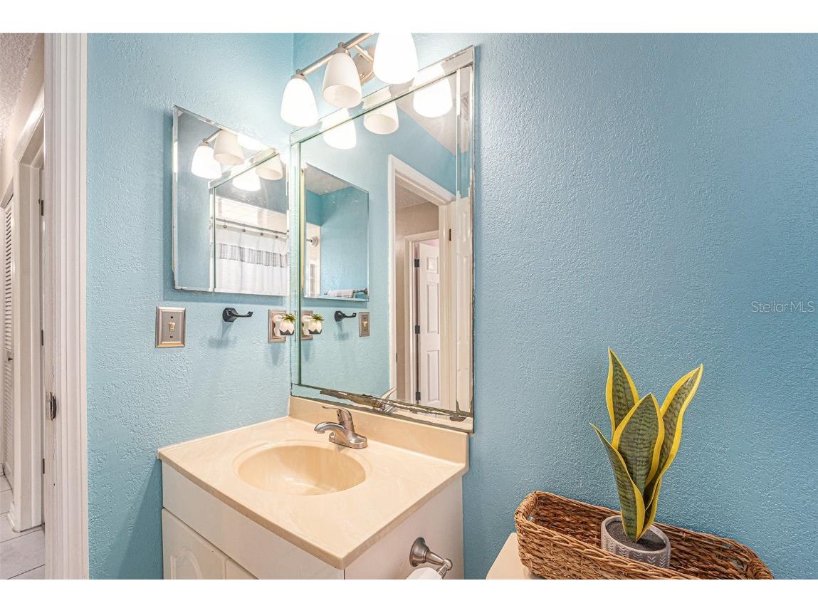 2003 Poplar Court Plant City FL 33563 TB8438938 image26