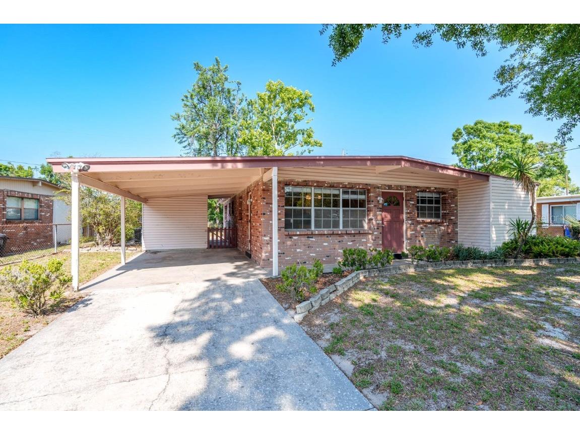 2003 Waikiki Way Tampa FL 33619 TB8383025 image1