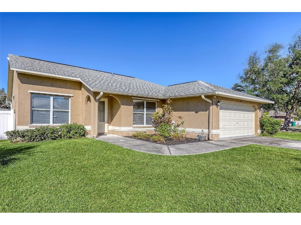 2004 14th Street Court W Palmetto FL 34221 A4630483 image1
