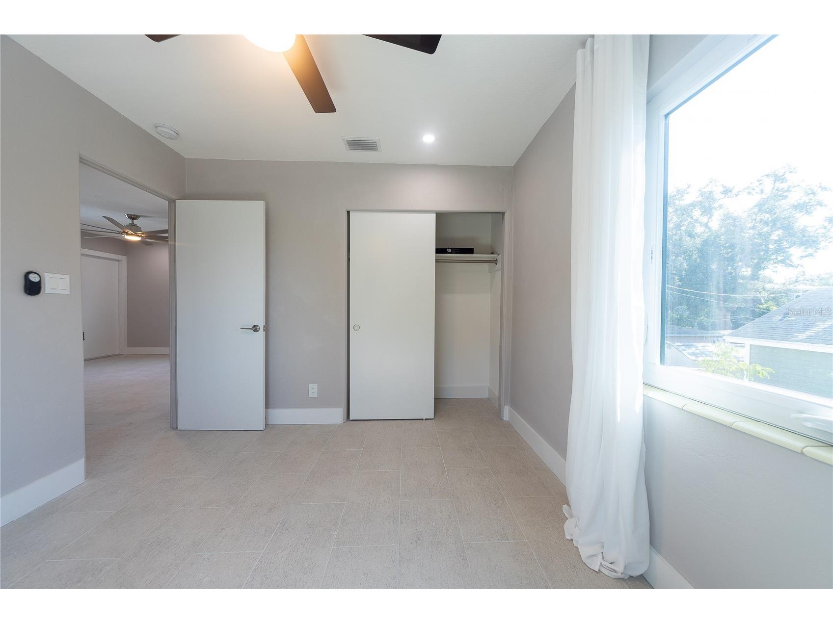 2004 1st Street SE Saint Petersburg FL 33705 TB8465913 image17