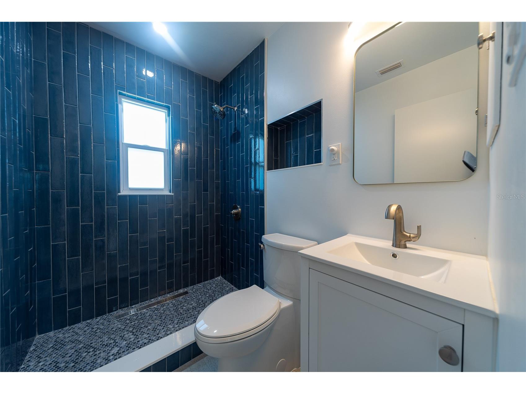 2004 1st Street SE Saint Petersburg FL 33705 TB8465913 image3