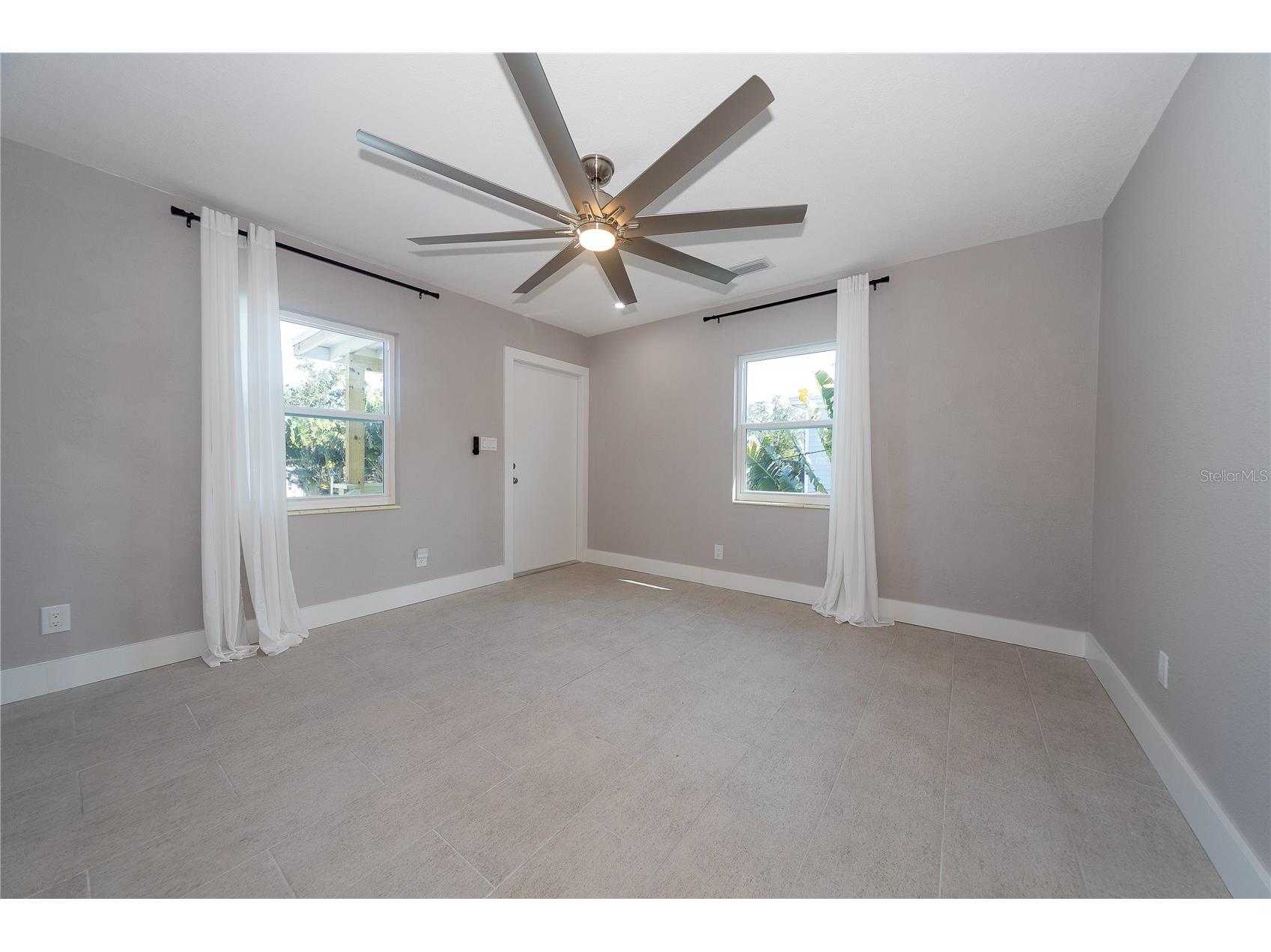 2004 1st Street SE Saint Petersburg FL 33705 TB8465913 image9