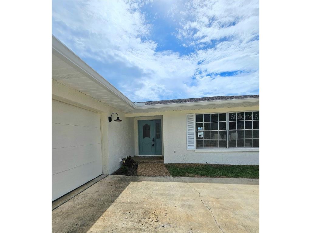 2004 40th Street W Bradenton FL 34205 A4657724 image1