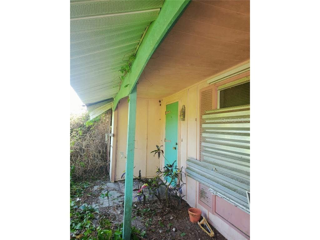 2004 52nd Avenue W Bradenton FL 34207 A4627111 image1