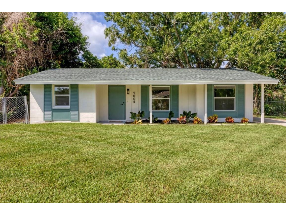 2004 52nd Avenue W Bradenton FL 34207 A4658903 image1