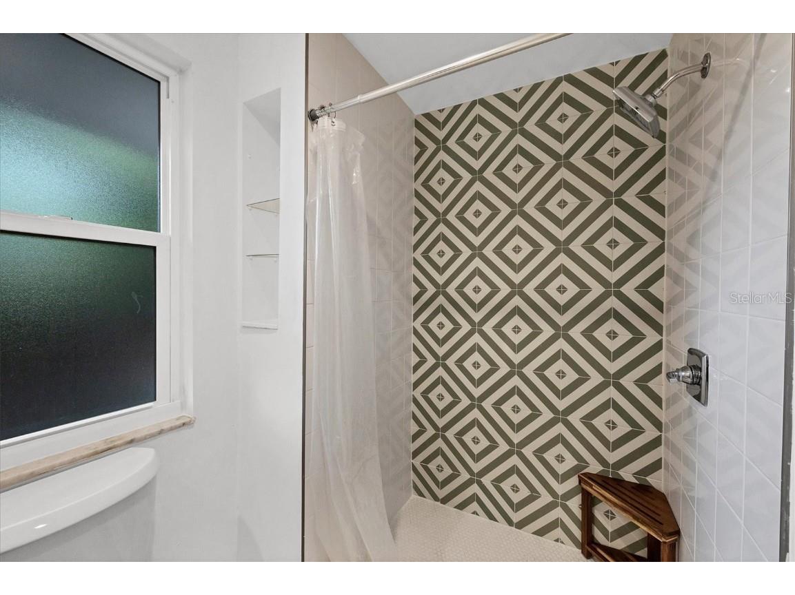 2004 52nd Avenue W Bradenton FL 34207 A4658903 image18