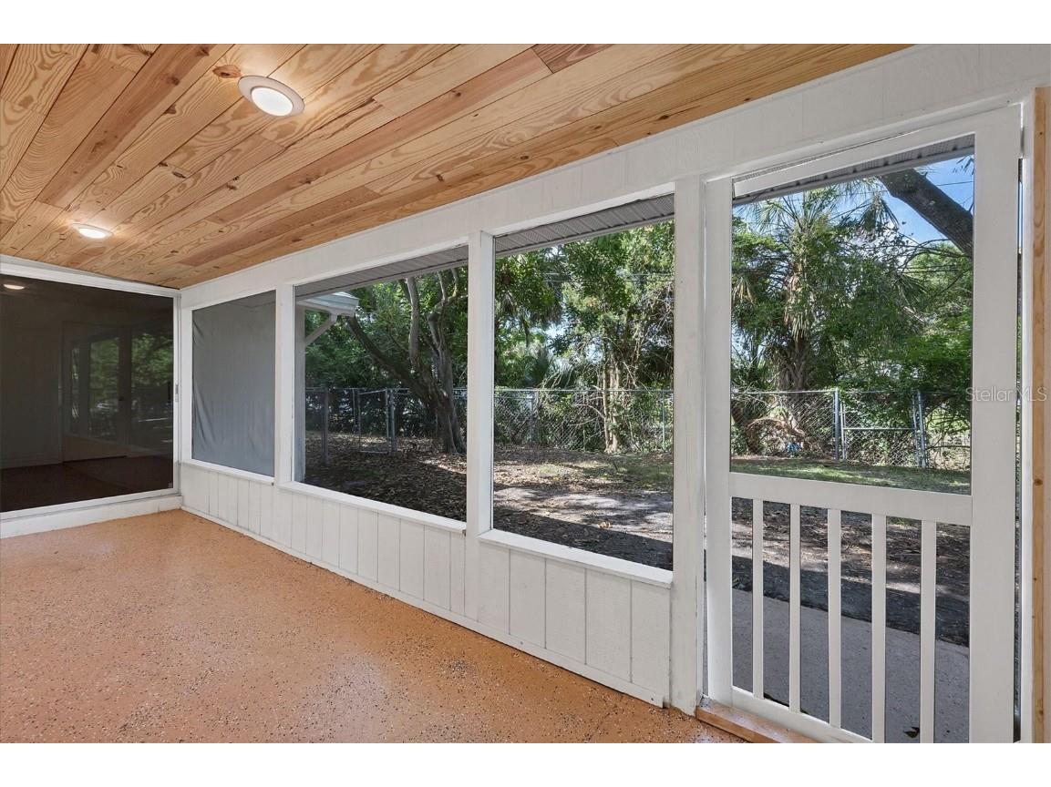 2004 52nd Avenue W Bradenton FL 34207 A4658903 image28