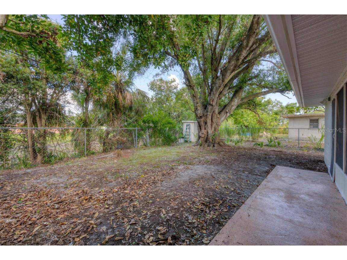 2004 52nd Avenue W Bradenton FL 34207 A4658903 image29