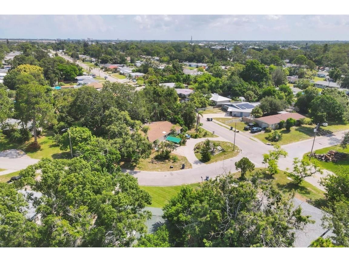 2004 52nd Avenue W Bradenton FL 34207 A4658903 image39