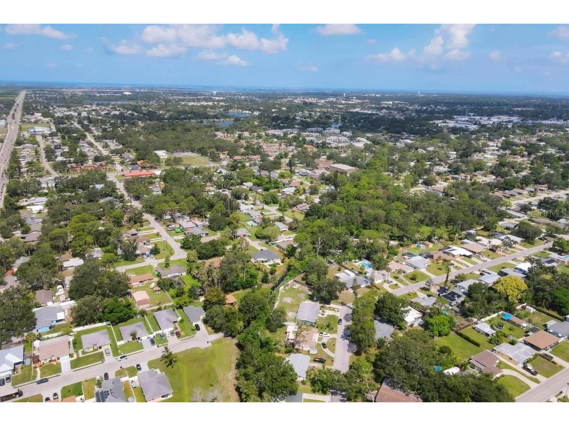 2004 52nd Avenue W Bradenton FL 34207 A4658903 image40