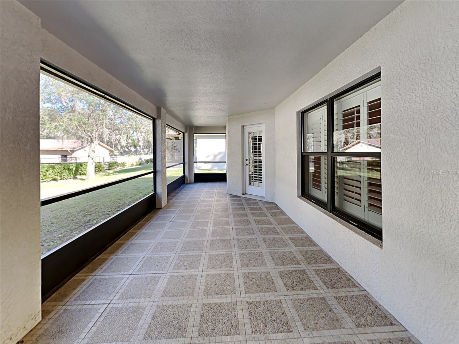 2004 Abbey Trace Drive Dover FL 33527 TB8488181 image18