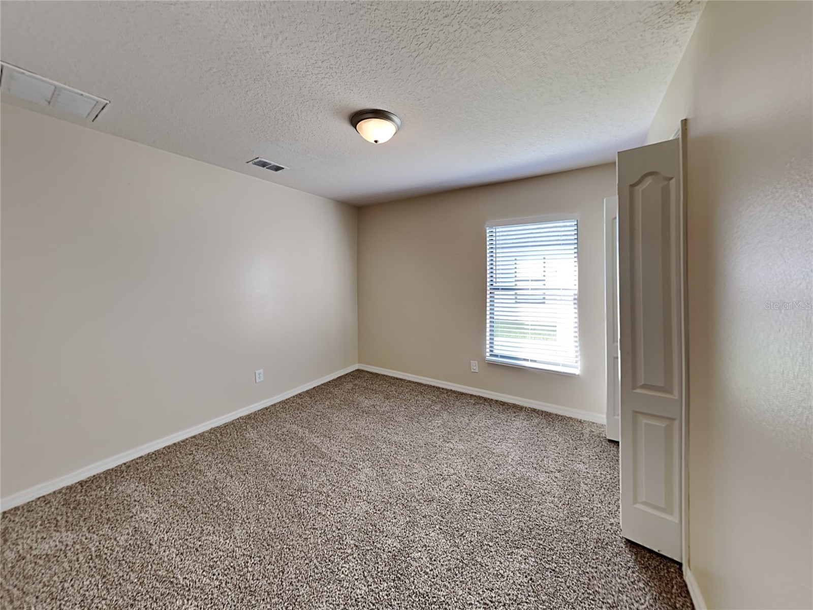 2004 Abbey Trace Drive Dover FL 33527 TB8488181 image6