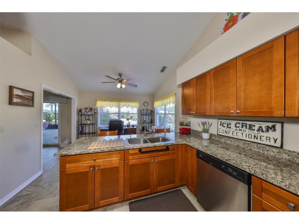 2004 Berry Roberts Drive Sun City Center FL 33573 TB8376593 image12