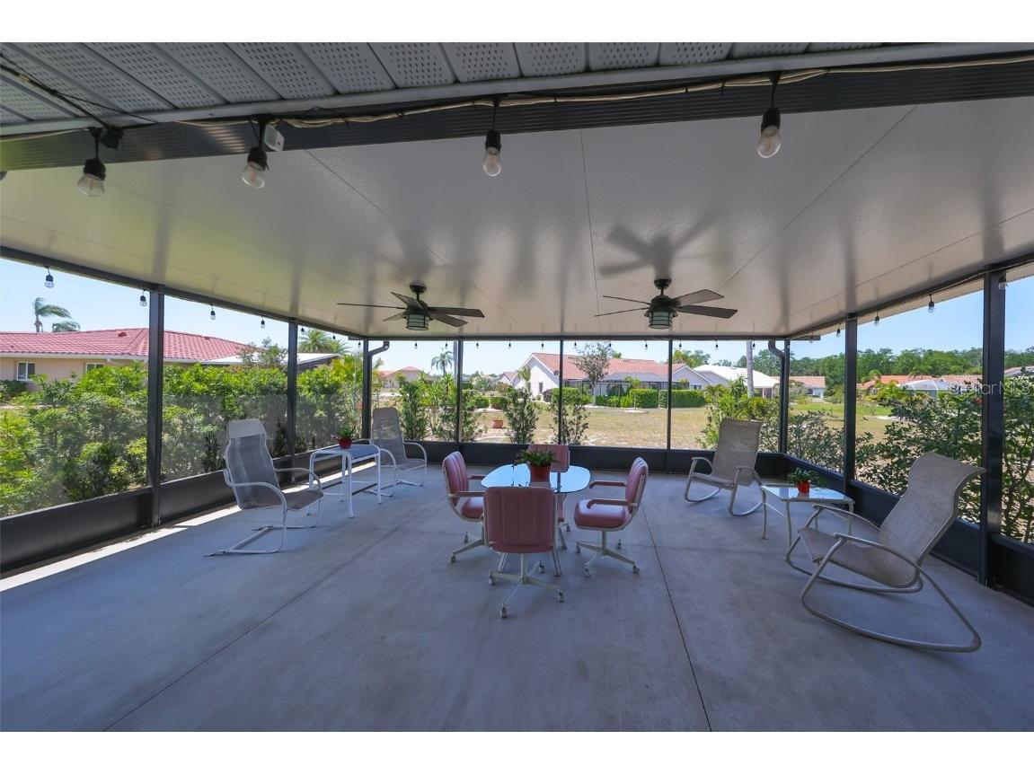 2004 Berry Roberts Drive Sun City Center FL 33573 TB8376593 image30