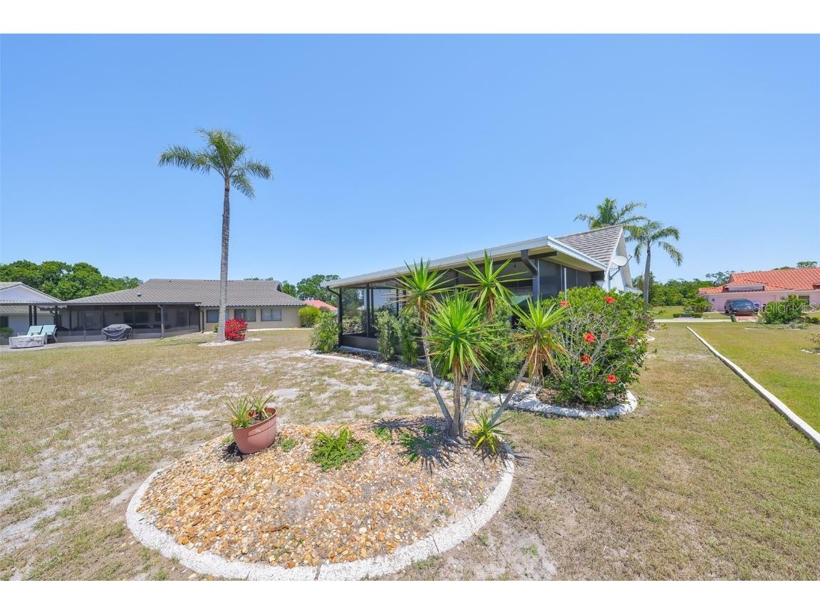 2004 Berry Roberts Drive Sun City Center FL 33573 TB8376593 image33