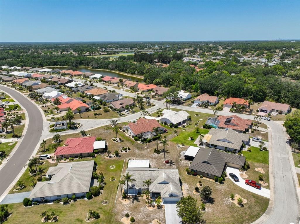 2004 Berry Roberts Drive Sun City Center FL 33573 TB8376593 image35