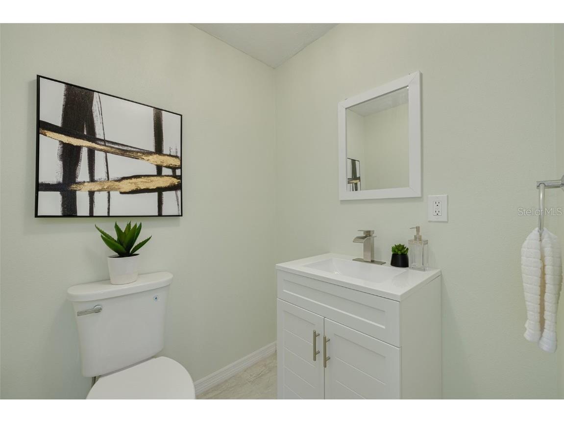 2004 Douglas Avenue Dunedin FL 34698 TB8451471 image20