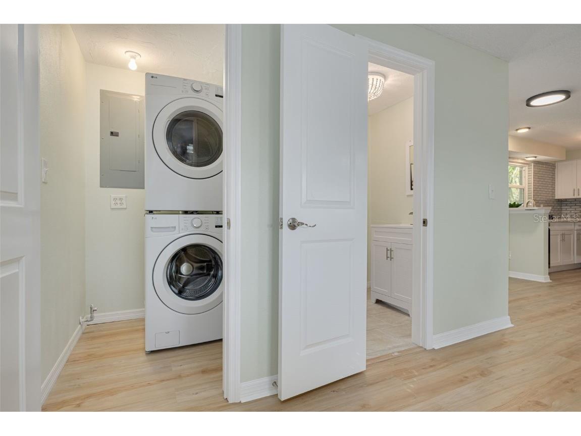 2004 Douglas Avenue Dunedin FL 34698 TB8451471 image21