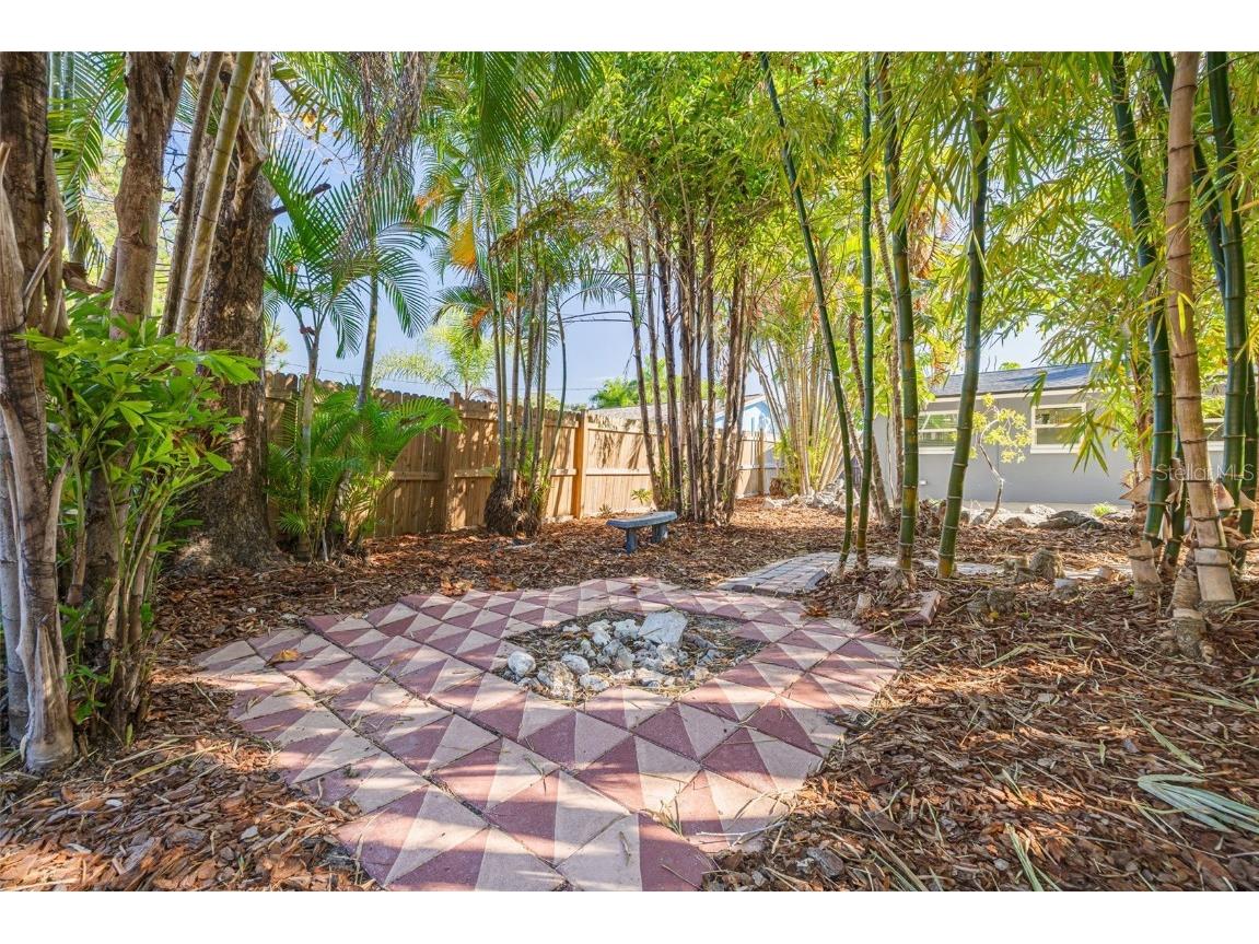 2004 Douglas Avenue Dunedin FL 34698 TB8451471 image25