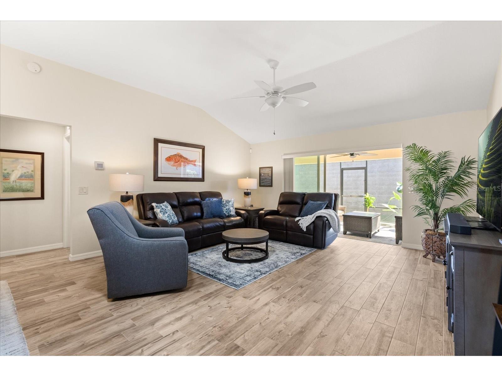 2004 Flowersville Place The Villages FL 32163 P4937987 image3