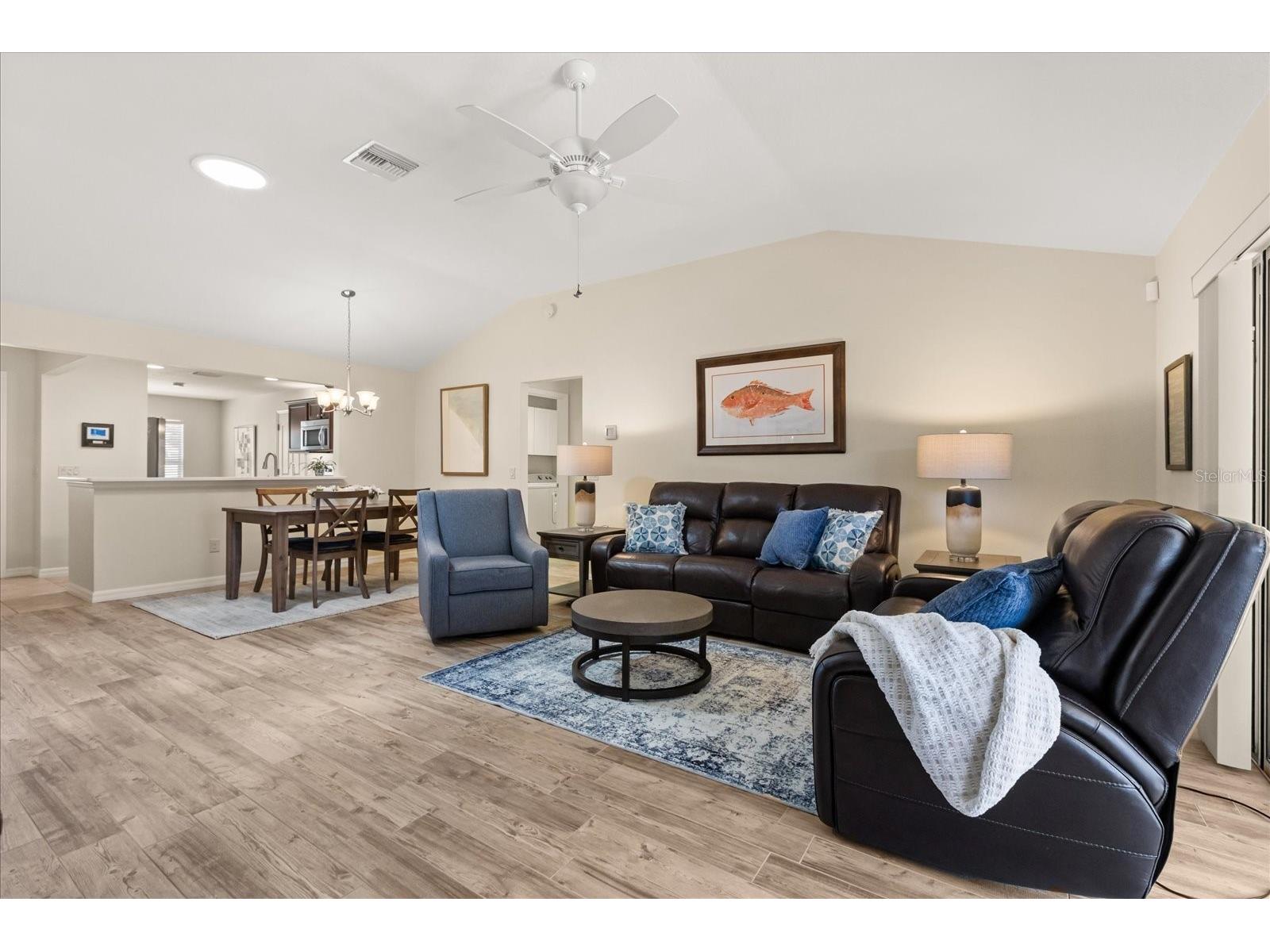 2004 Flowersville Place The Villages FL 32163 P4937987 image4