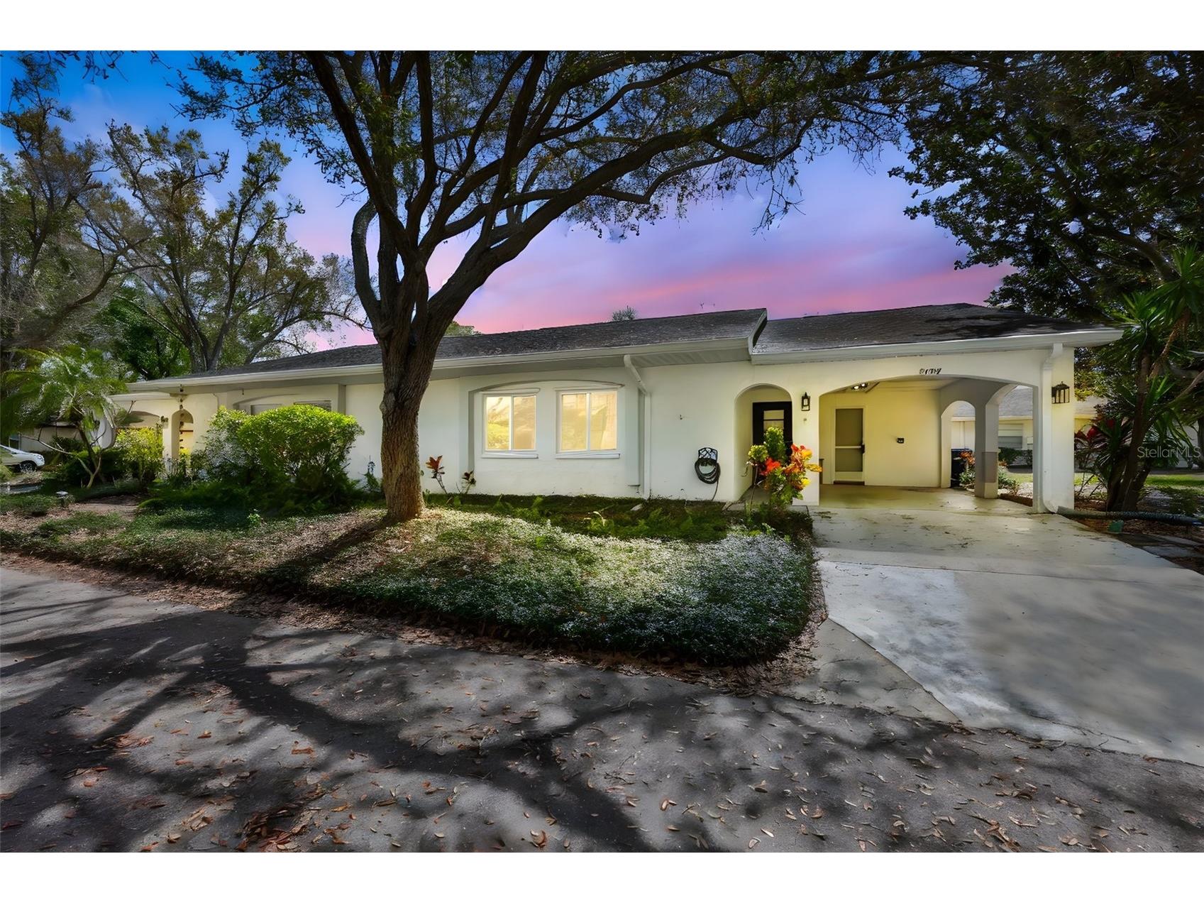 2004 Halidom Way Sun City Center FL 33573 TB8485610 image1