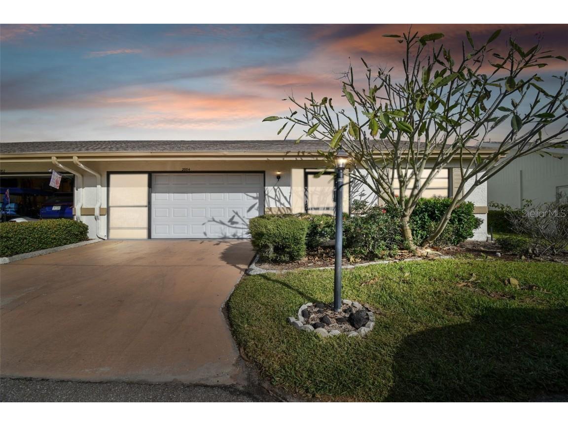 2004 Hereford Drive Sun City Center FL 33573 T3493429 image1