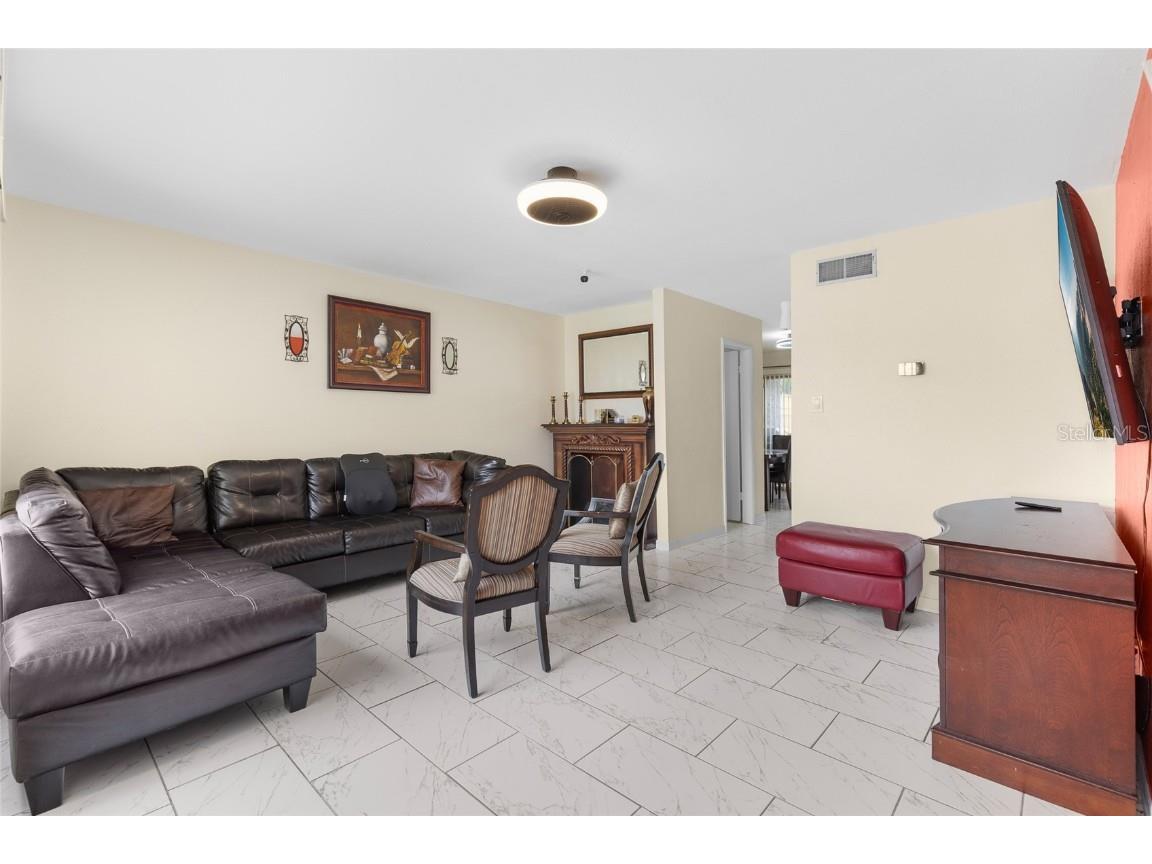 2004 Ludlow Lane #2803 Orlando FL 32839 O6343103 image3