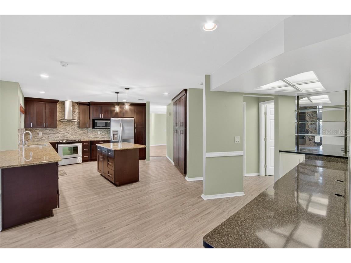 2004 N Golfview Drive Plant City FL 33566 TB8407365 image11