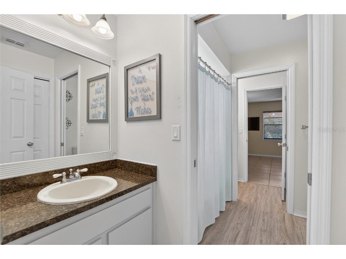 2004 N Golfview Drive Plant City FL 33566 TB8407365 image20