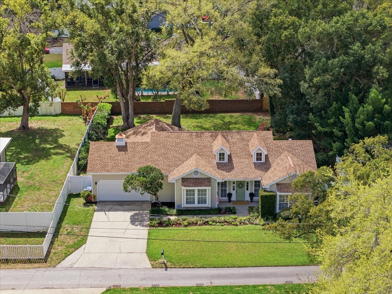 2004 Russell Drive Tampa FL 33618 TB8484253 image1