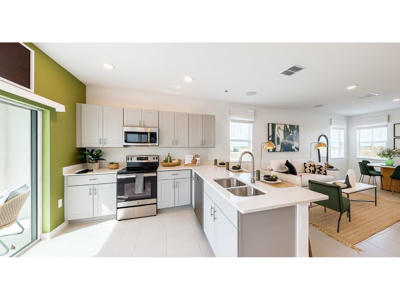 2004 Viewfinder Street Kissimmee FL 34758 S5138095 image3