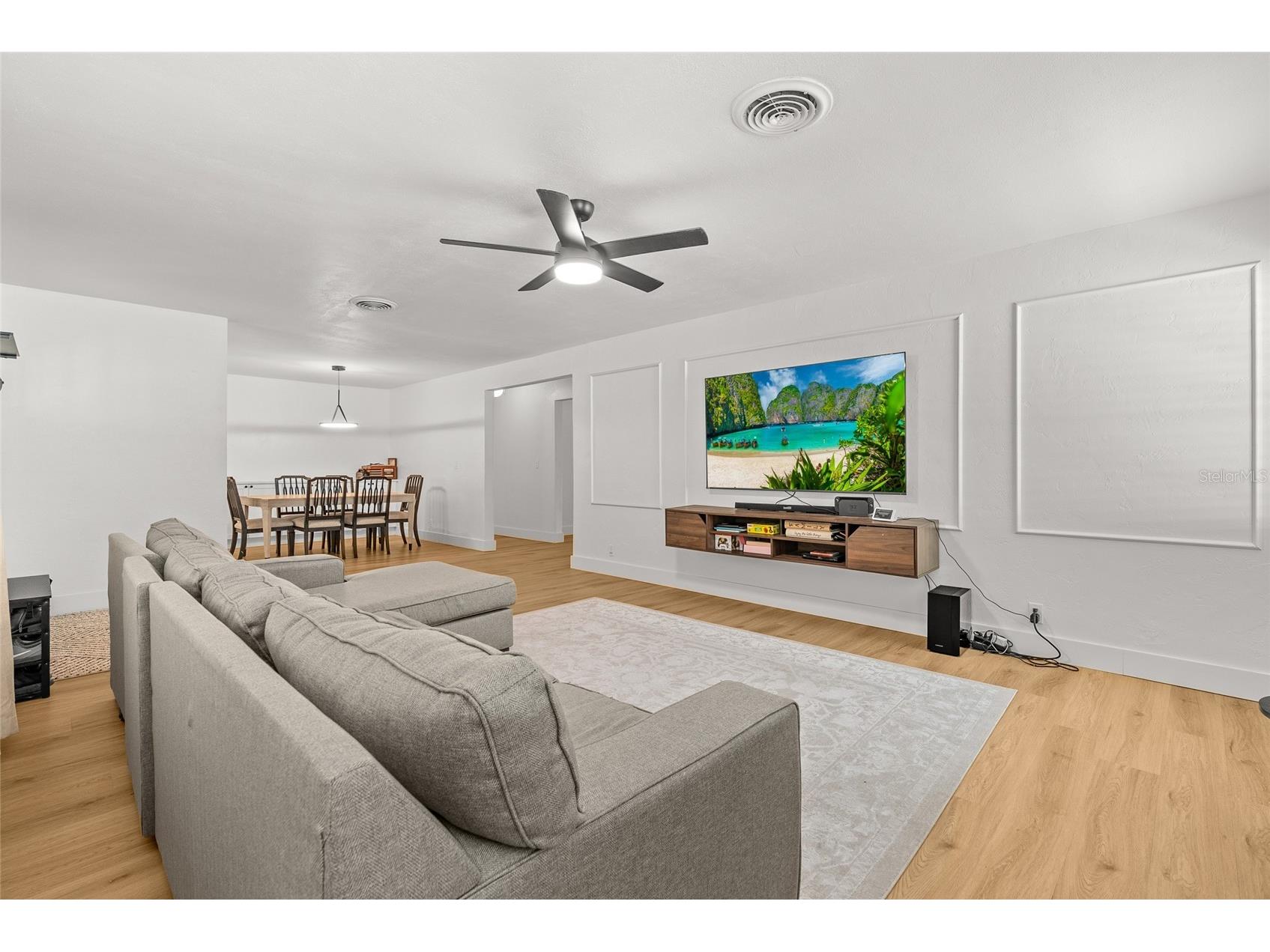 2004 Virginia Drive Bradenton FL 34205 TB8495476 image12