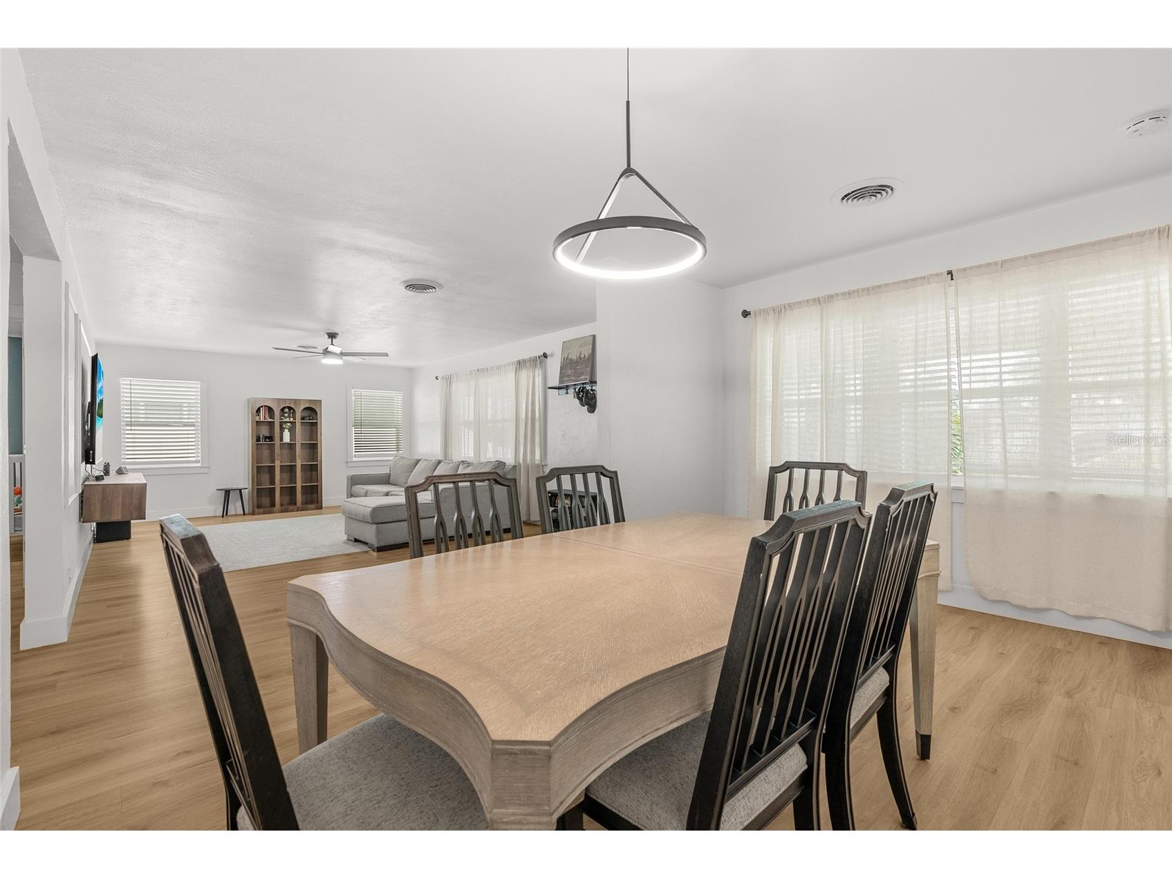 2004 Virginia Drive Bradenton FL 34205 TB8495476 image14