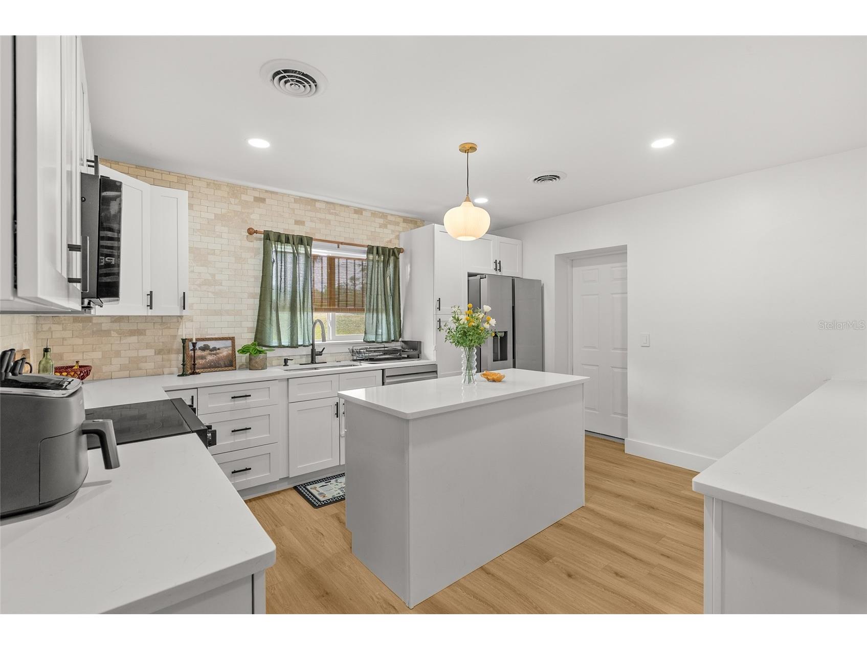 2004 Virginia Drive Bradenton FL 34205 TB8495476 image15