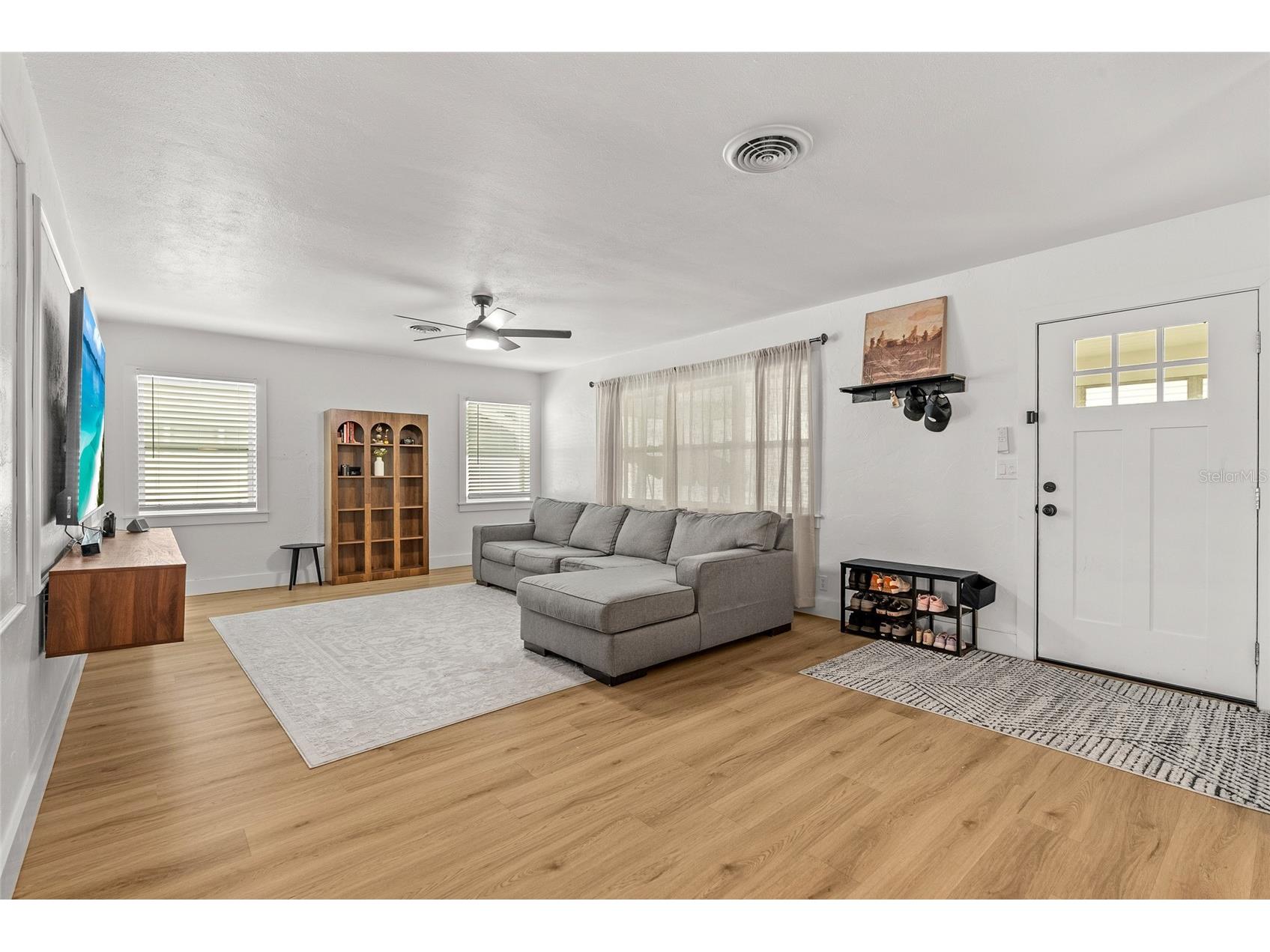 2004 Virginia Drive Bradenton FL 34205 TB8495476 image8