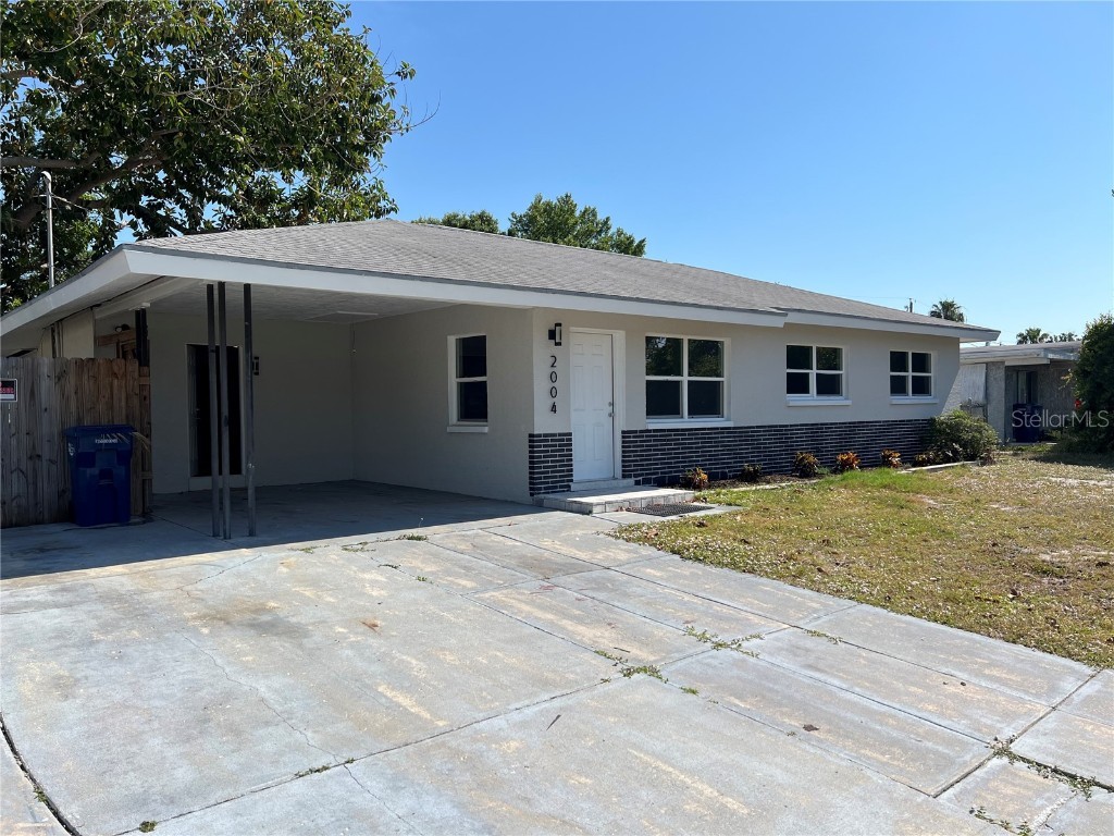 2004 Yale Avenue Bradenton FL 34207 A4608779 image1