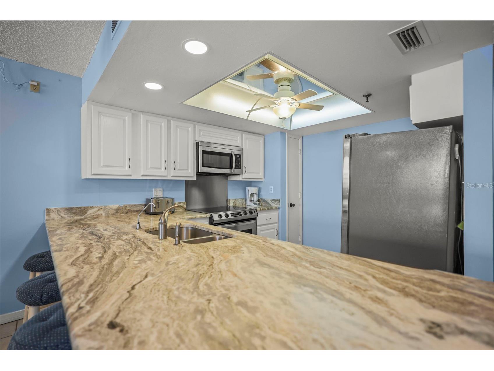 20040 Gulf Boulevard #302 Indian Shores FL 33785 - GULF OF MEXICO TB8488878 image11