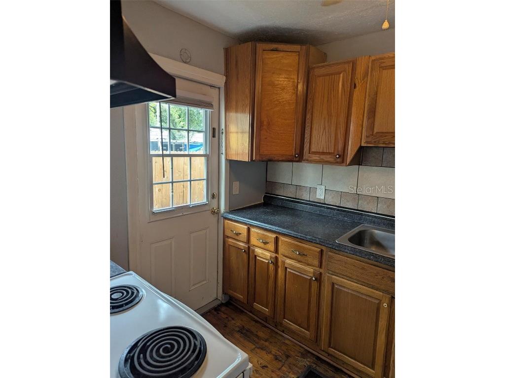 2005 12th Street W Bradenton FL 34205 A4663107 image5