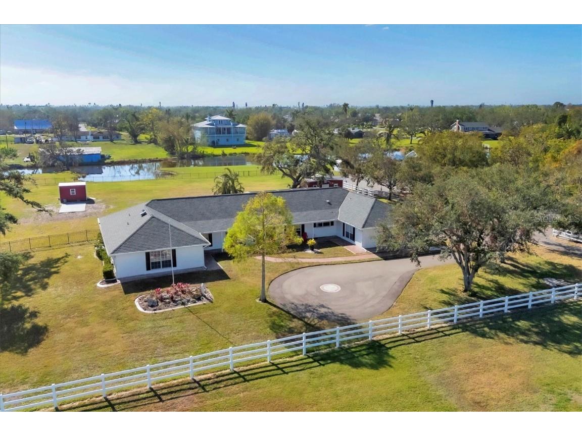 2005 21st Street W Palmetto FL 34221 A4654870 image1