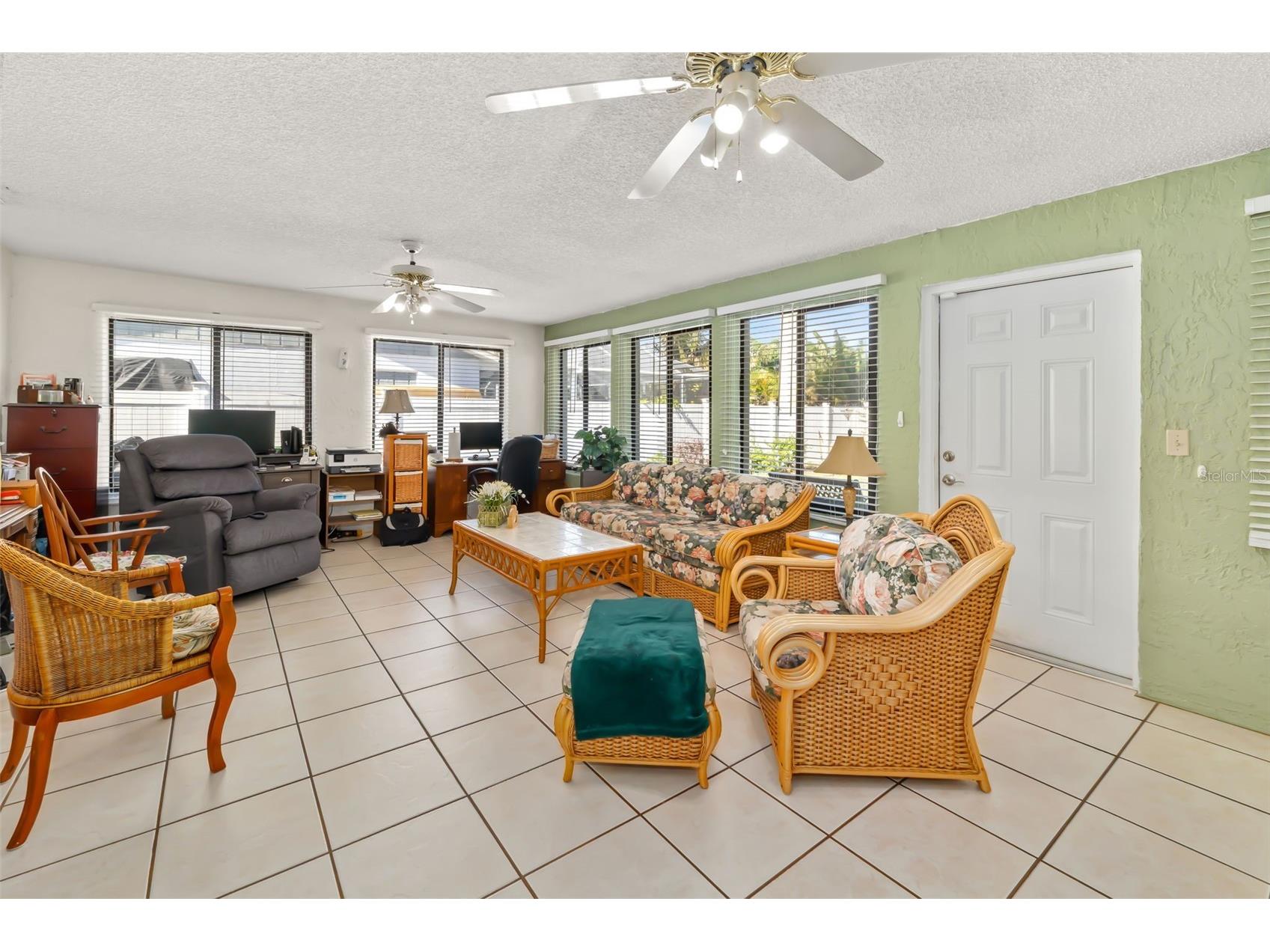 2005 39th Street W Bradenton FL 34205 A4688116 image25
