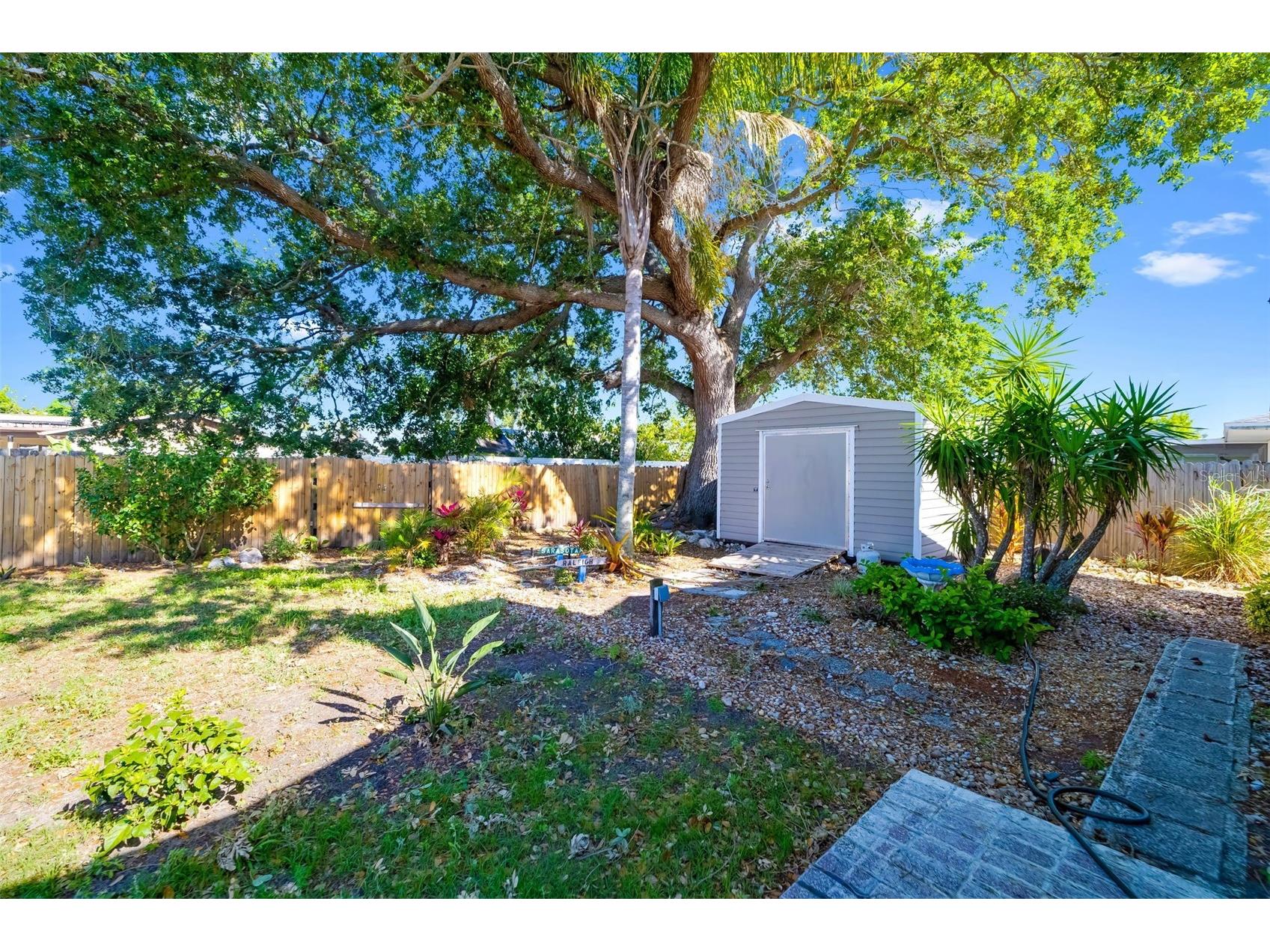 2005 39th Street W Bradenton FL 34205 A4688116 image30