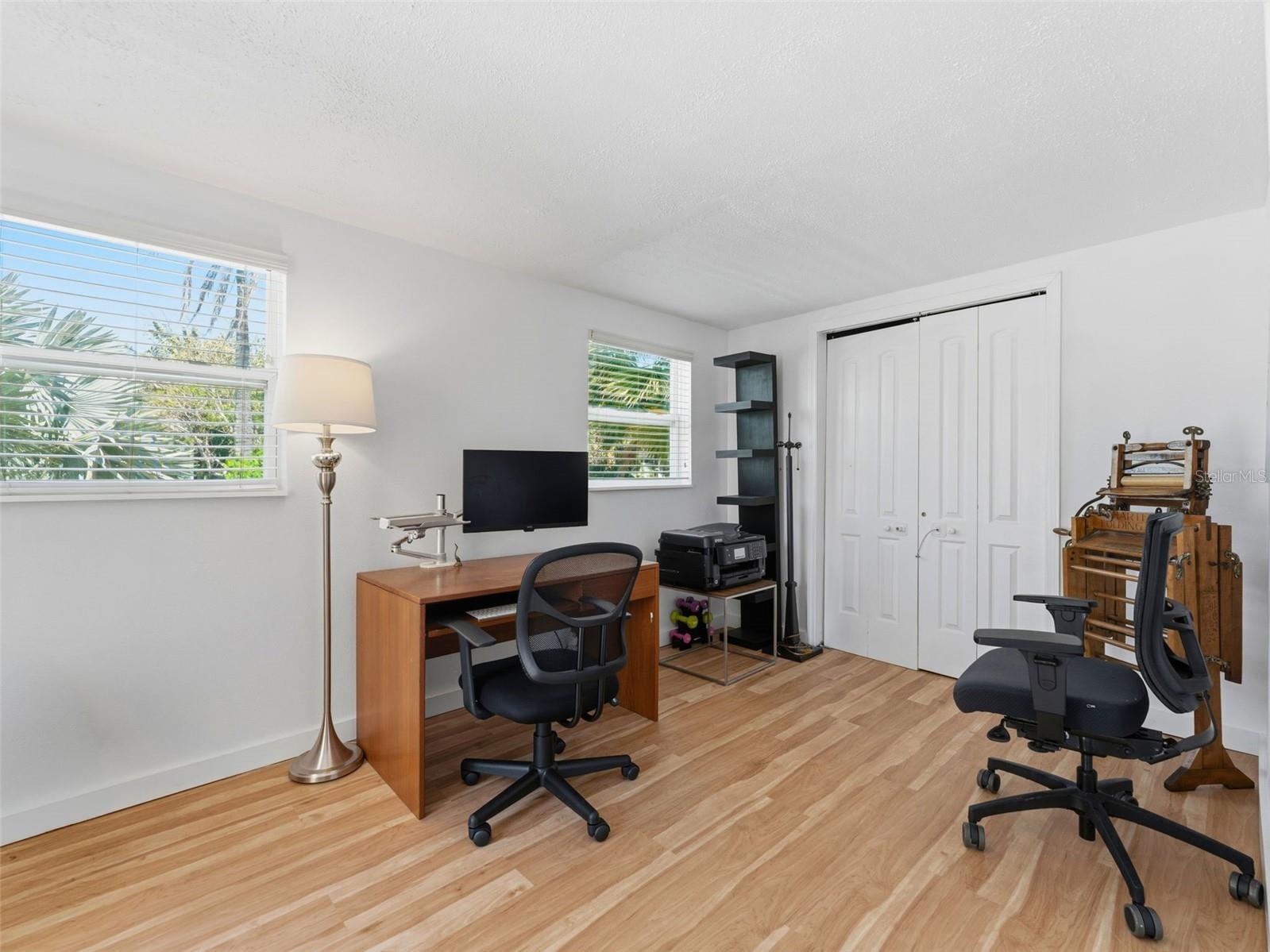 2005 3rd Street S Saint Petersburg FL 33705 TB8501843 image17
