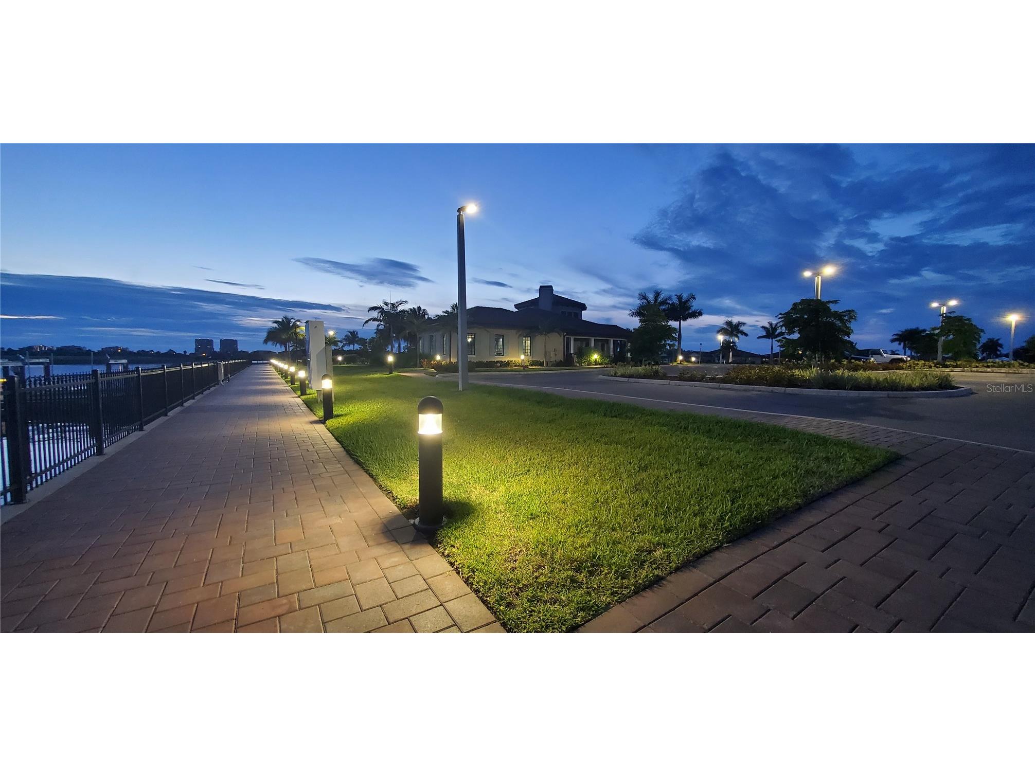 2005 6th St E Palmetto FL 34221 A4695780 image90