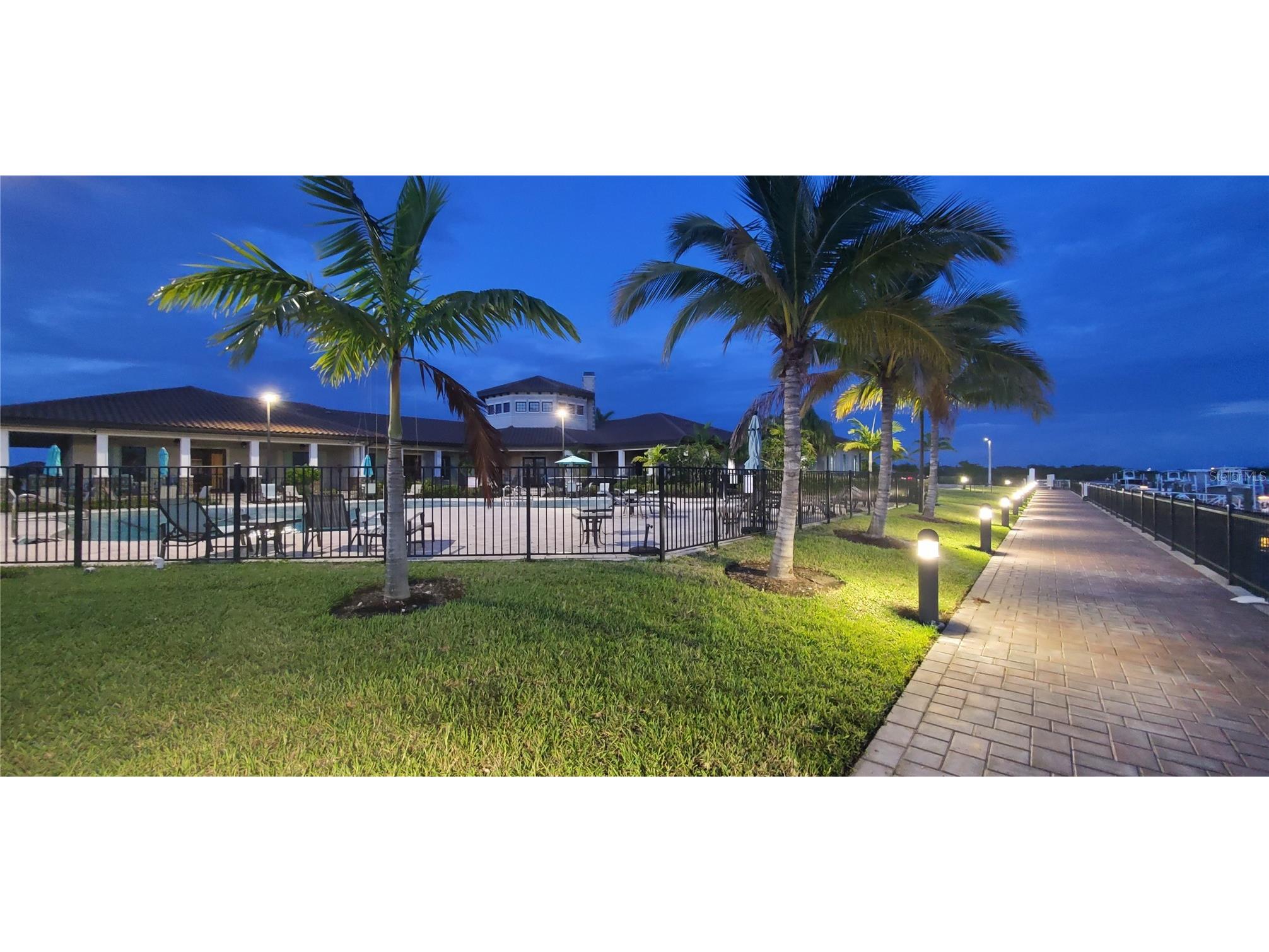 2005 6th St E Palmetto FL 34221 A4695780 image94