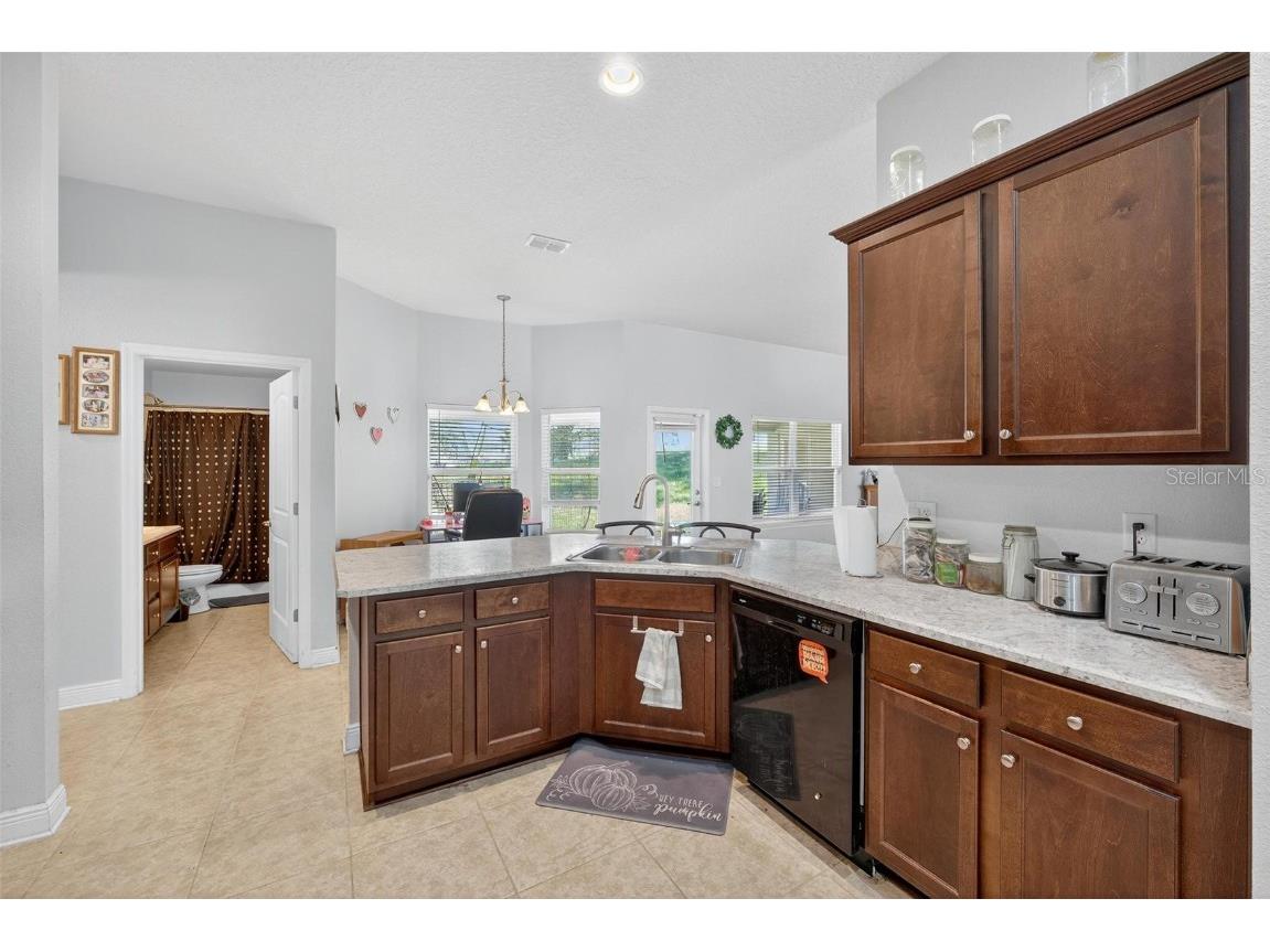 2005 Angel Fish Loop Leesburg FL 34748 TB8445149 image24