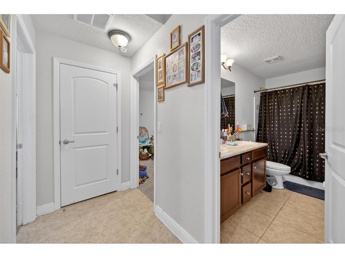 2005 Angel Fish Loop Leesburg FL 34748 TB8445149 image26