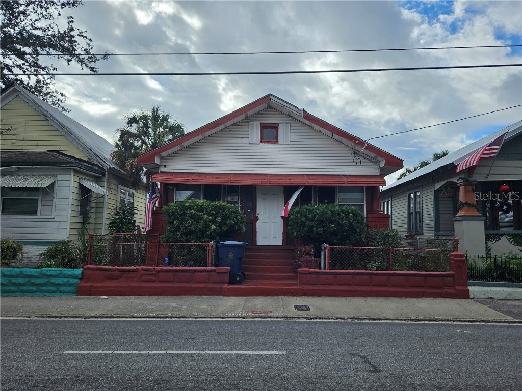 2005 E Columbus Drive Tampa FL 33605 TB8328101 image1