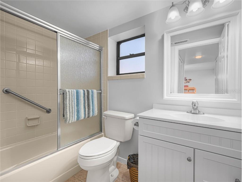 2005 Granada Court #2005 Lake Wales FL 33898 P4936429 image22