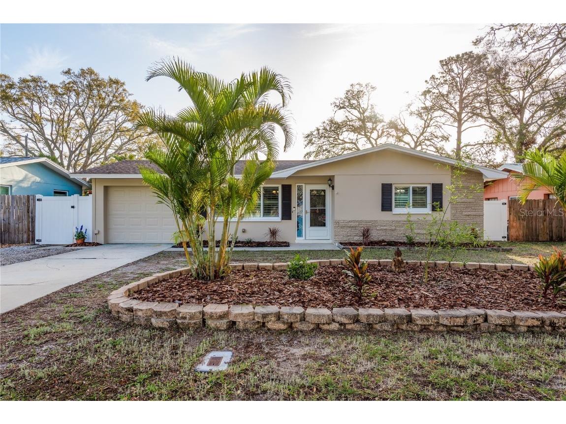 2005 Harvard Avenue Dunedin FL 34698 TB8357902 image1